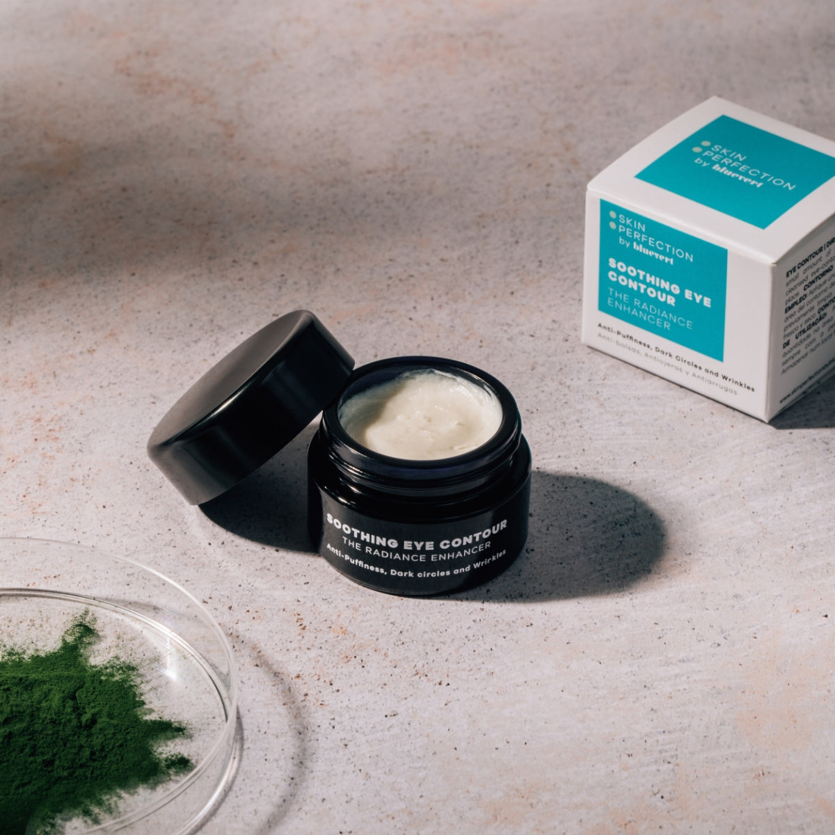 Bluevert Soothing Eye Contour, actúa sobre las ojeras pigmentarias y vasculares