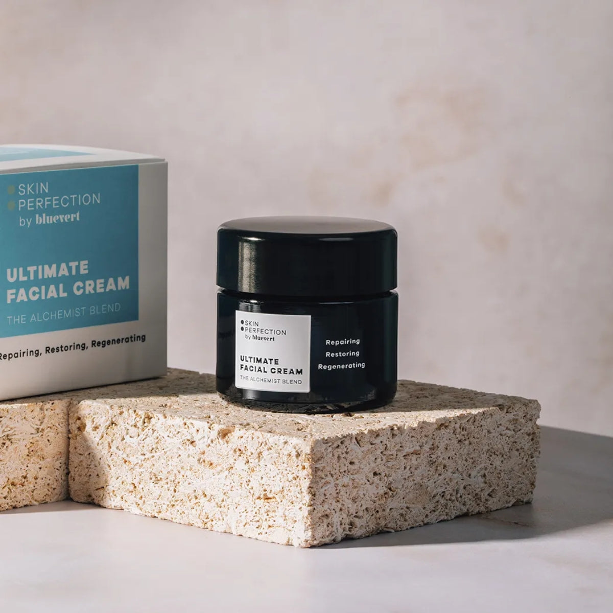 Bluevert Ultimate Facial Cream, con péptidos, elastina y Dragon's Blood
