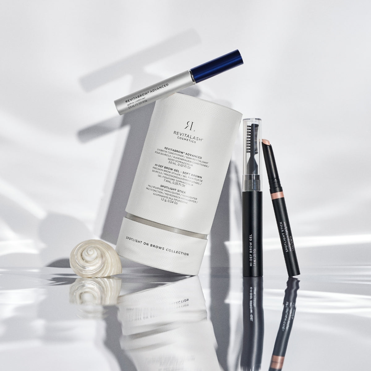 Kit Cejas Spotlight On Brows · Sérum + gel fijador + iluminador