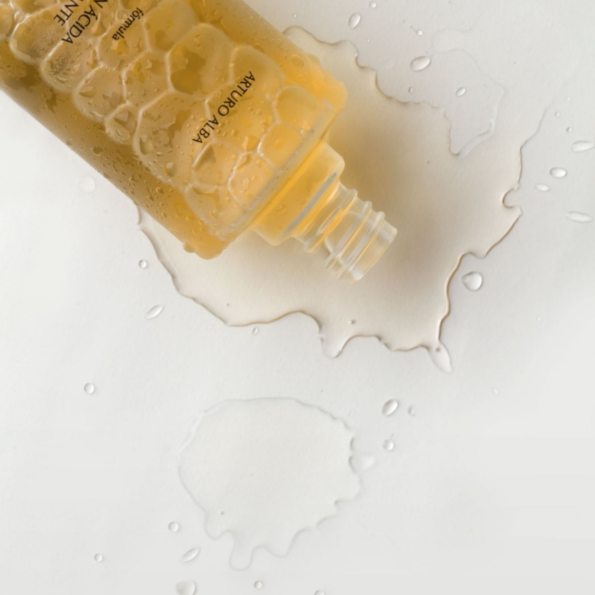 Arturo Alba Loción Ácida Exfoliante Global para pieles con imperfecciones y poros dilatados