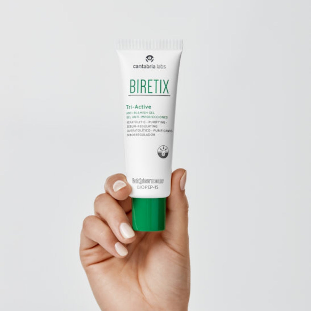 Biretix Tri-Active Gel Anti-Imperfecciones con tecnología RetinSphere y BIOPEP-15
