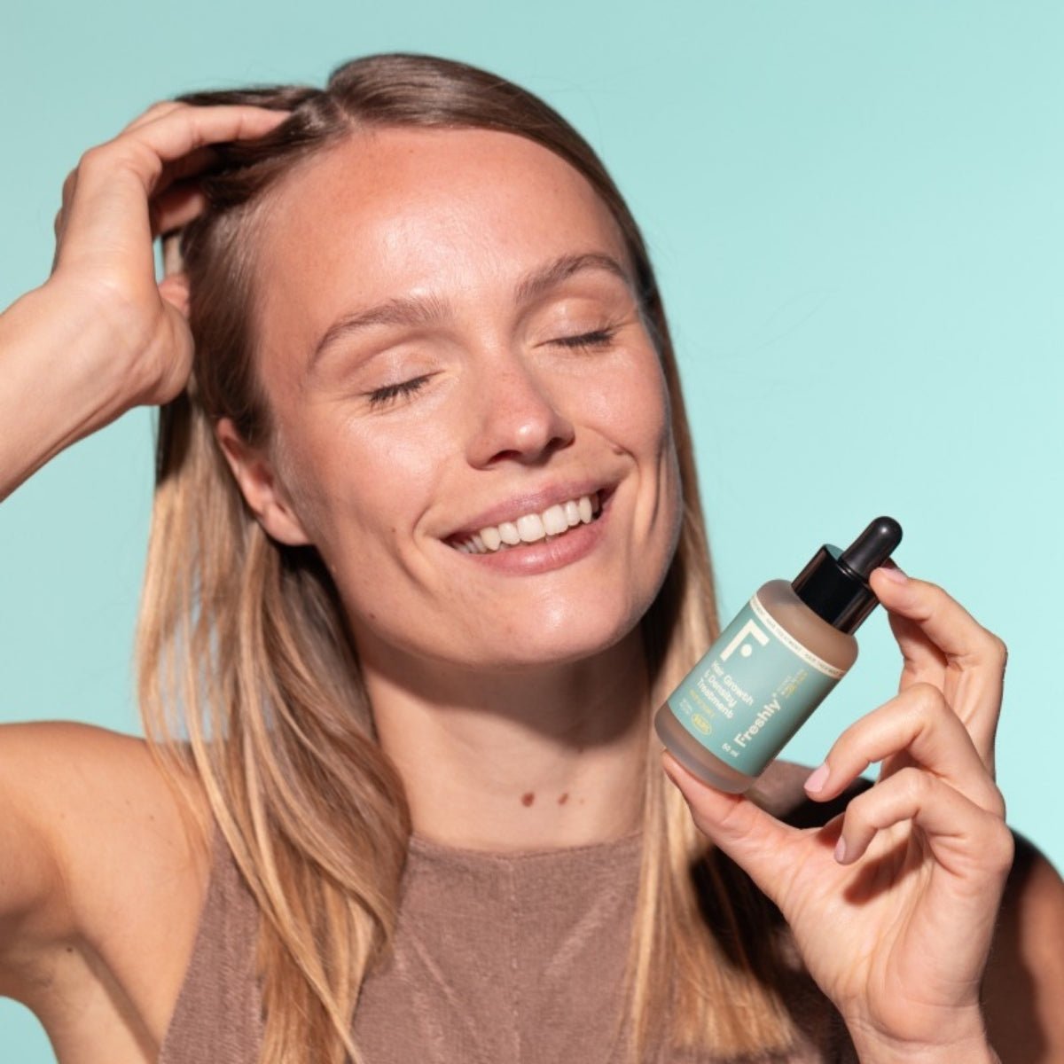 Freshly Cosmetics Hair Growth & Density Treatment, testado clínicamente y apto en embarazo y postparto