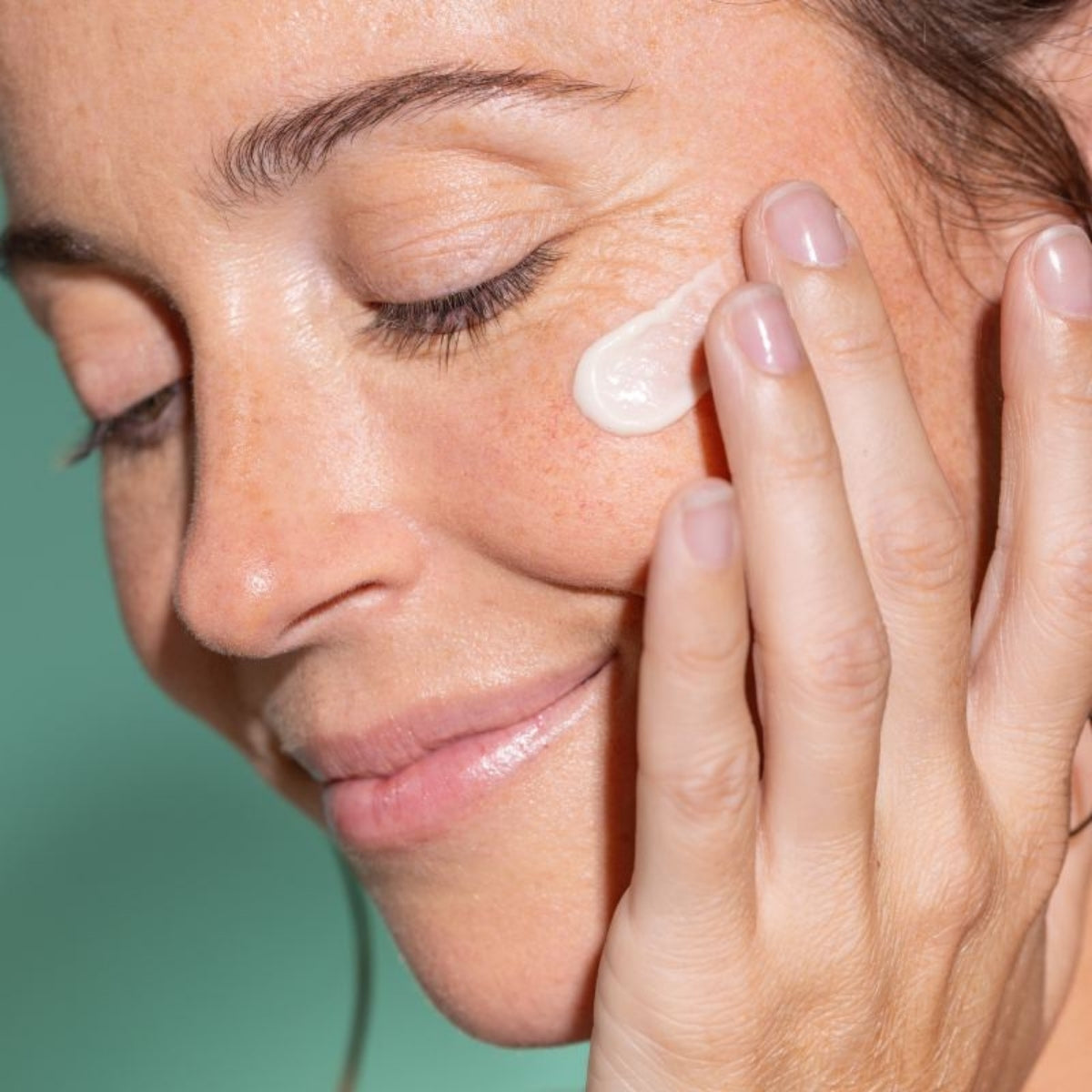 Freshly Cosmetics Omega Rich Well-Ageing Cream, repara el daño celular y reduce líneas de expresión