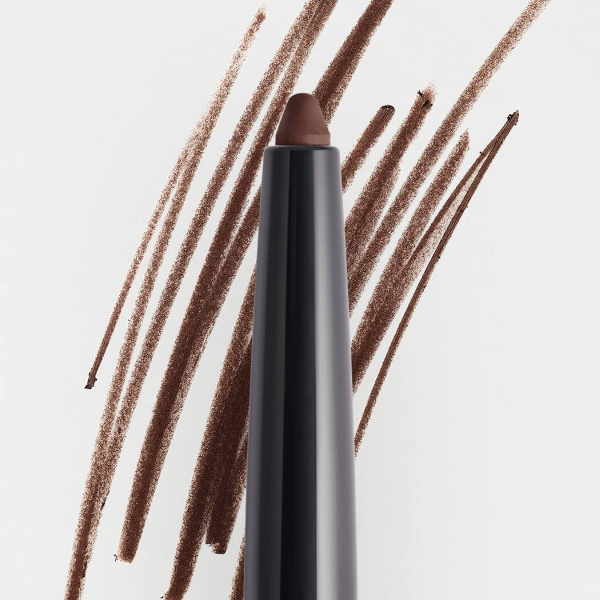 Defining Liner Eyeliner · Delineador de ojos Marrón 0,3 g