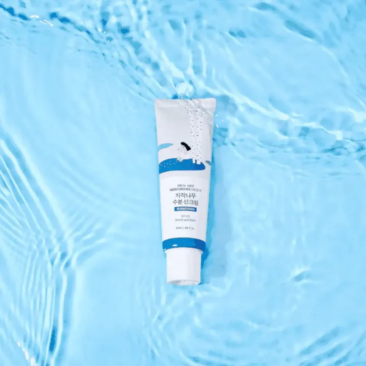 Round Lab Birch Juice Moisturizing Sunscreen, textura ligera que se absorbe sin residuos blancos