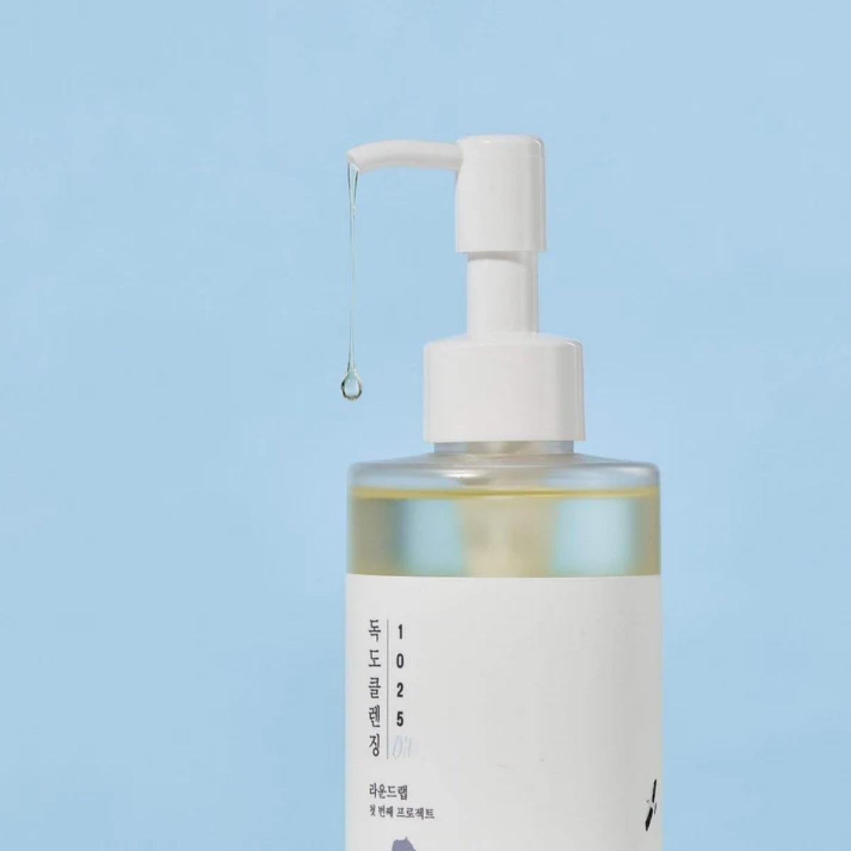 Round Lab Renewal 1025 Dokdo Cleansing Oil con aceites de onagra, aguacate y macadamia