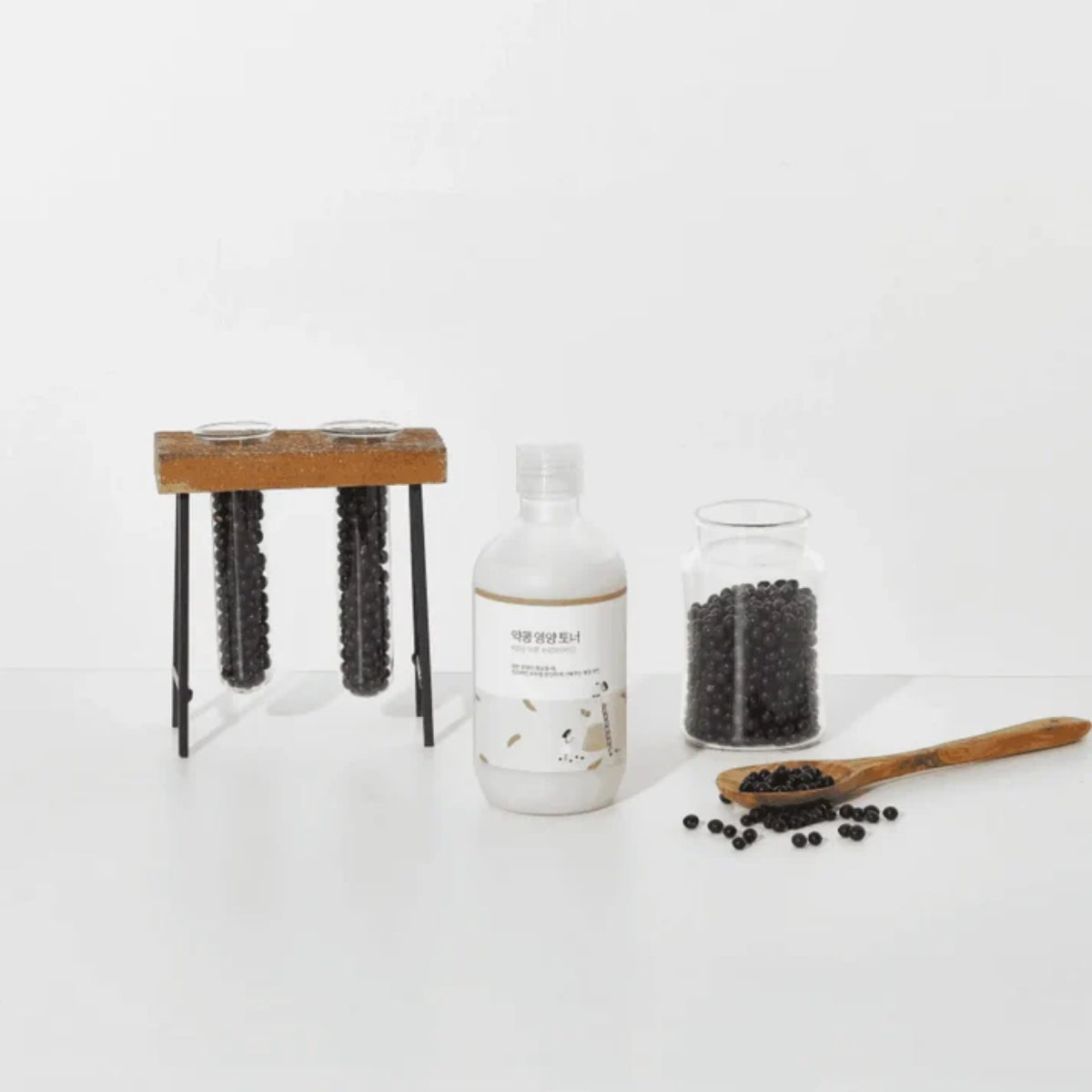 Round Lab Soybean Toner, hidrata, mejora la elasticidad y refuerza la barrera cutánea