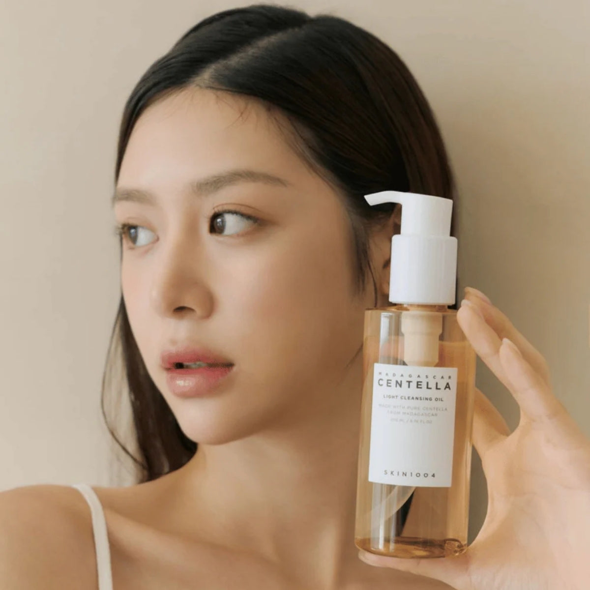 SKIN1004 Madagascar Centella Light Cleansing Oil, primer paso de la doble limpieza con centella